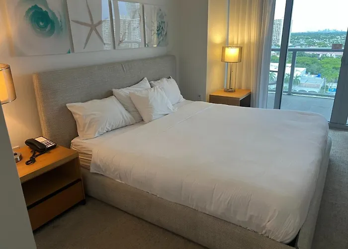 Beachfront Apartment In Miami Beach With Stunning Views 1A